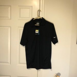 Black nike golf shirt